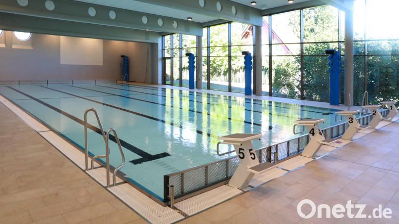 Am Dienstag, 19. September, nimmt die neue Schulschwimmhalle in Erbendorf den Betrieb auf. Bild: njn