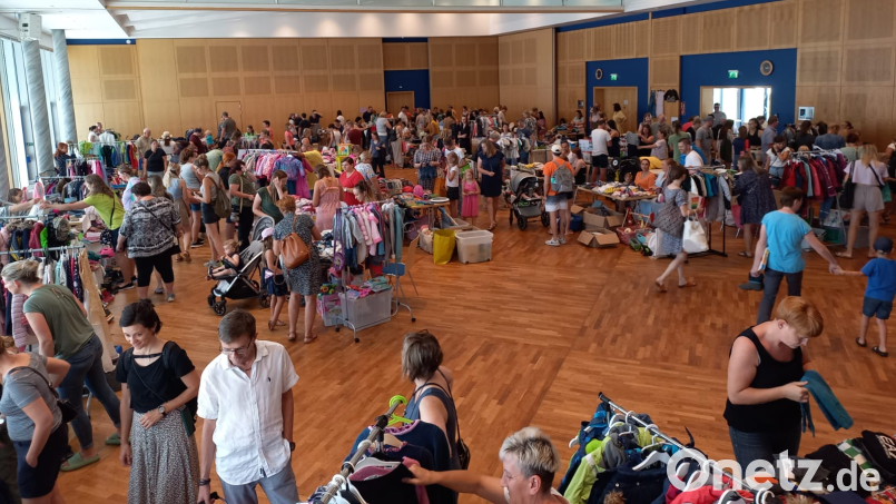 Kinderbasar ist wieder ein großer Erfolg für die Eltern-Kind-Gruppe. Bild: krb