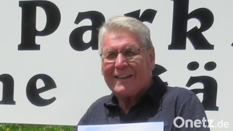 Herbert Piller, Vorsitzender des SV Parkstein, ist unerwartet gestorben. Dieses Bild entstand im Rahmen des 75-jährigen Jubiläums des SV im Juli 2021. entstanden. Archivbild: adj