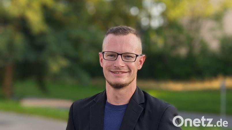 Benjamin Gäbl (Bayernpartei) bewirbt sich bei der Bezirkswahl um das Direktmandat im Stimmkreis Schwandorf. Bild: Gäbl/exb