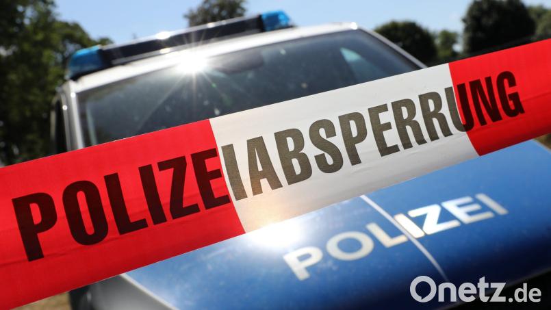 In einer Scheune in Kasendorf fand eine Frau einen Leichnam. Symbolbild: Bernd Wüstneck