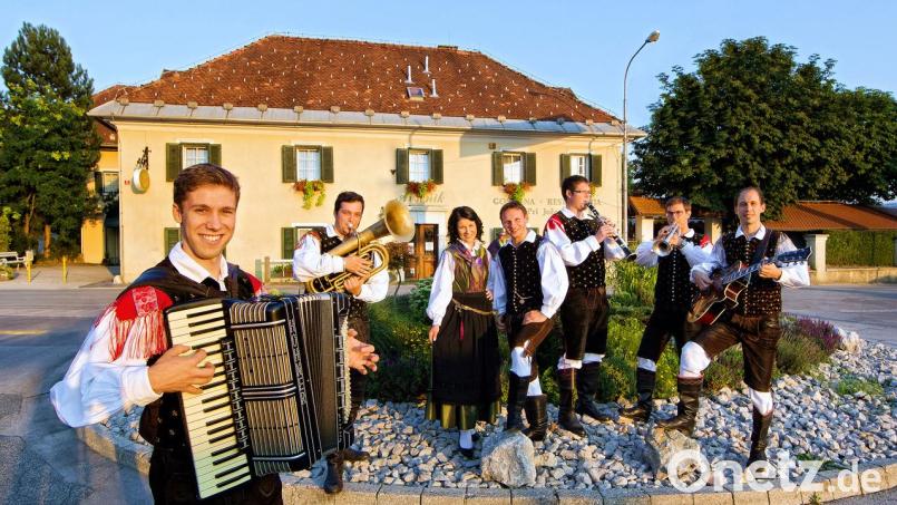 Saso Avsenik mit den Oberkrainern Bild: _Rok_Majhenich