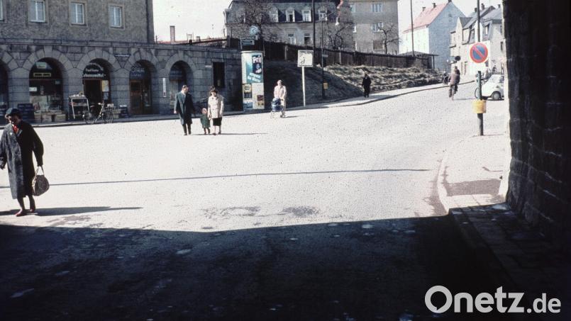 Die Christian-Seltmann-Straße Weiden/Ecke Karl-Heilmann-Block im Jahr 1958. Bild: Privatarchiv Hladik/Schober