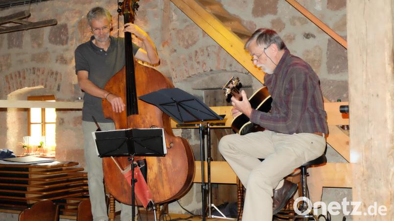 Die Jazzmusiker Alfred Hertrich und Wilfried Lichtenberg in Pressath 2014. Bild: Eckhard Bodner