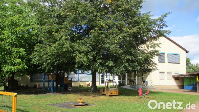 In allen kirchlichen und kommunalen Kindertagesstätten des Marktes Schwarzenfeld – also auch in St. Josef (Bild) – werden die Gebühren angehoben. Bild: bnr