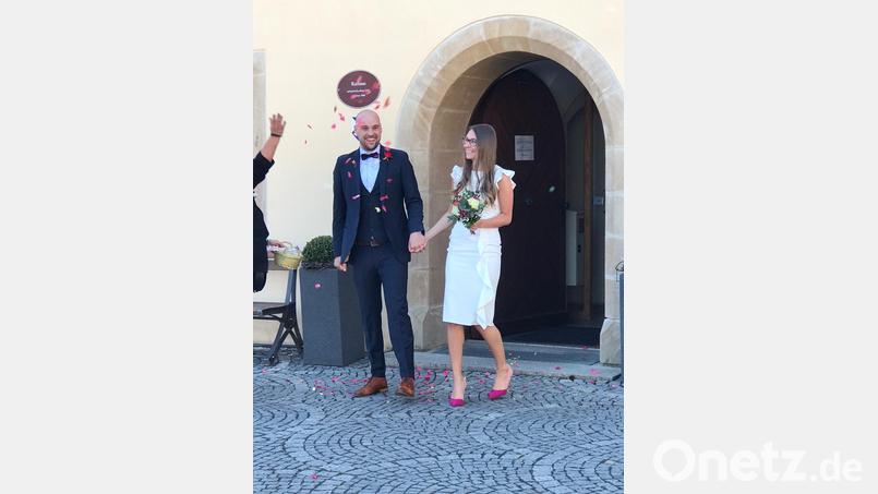 Krischa Fleischer und Johanna Römisch gehen künftig gemeinsam durchs Leben. Bild: sne