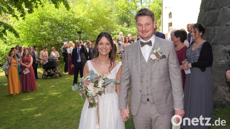 Nina und Christian Wittmann nach der Trauung. Bild: fvo
