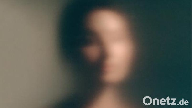 Alayna - Self Portrait Of A Woman Unraveling (Nettwerk) Bild: Nettwerk