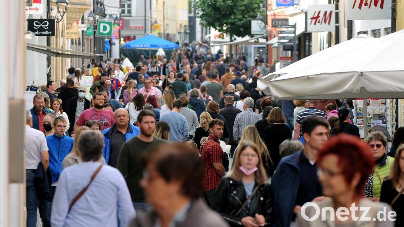 In Amberg steht wieder ein Shopping-Sonntag auf dem Programm. Die Geschäfte sind von 13 bis 18 Uhr geöffnet. Archivbild: Stephan Huber