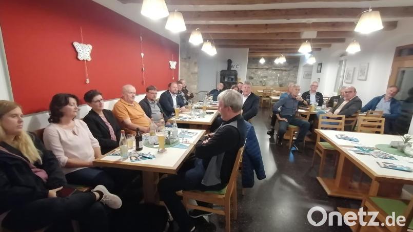 Zu einem Bürgertreff hatten die Freien Wähler Mitterteich ins Mehrgenerationenhaus eingeladen. Bild: Freie Wähler Mitterteich/exb