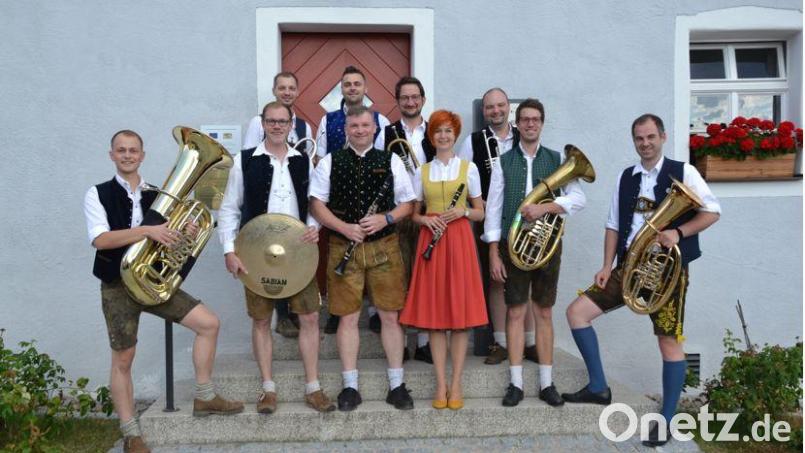 Ein musikalischer Unterhaltungsabend mit Andreas Königsberger und seinen Musikanten Bild: exb/Andreas Königsberger