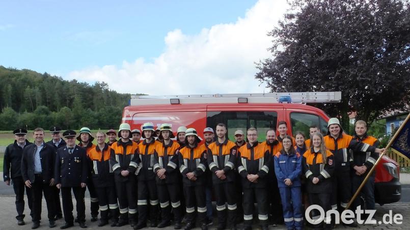 Aktive der Feuerwehr Wolfsfeld absolvieren die Prüfung für das Leistungsabzeichen Wasser erfolgreich. Bild: jp