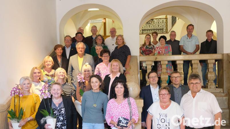 Ehrungen und Verabschiedungen standen im Klinikum St. Marien in Amberg auf der Tagesordnung Bild: Klinikum/Dietl/exb