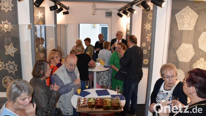 Im Klöppeltrafo in Schönsee wird die Ausstellung "Sternenzauber" eröffnet. Bild: Stadt Schönsee/exb