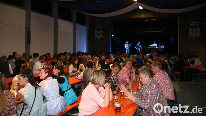 Trotz einiger freier Plätze war der TSV mit dem Verlauf seines Oktoberfests zufrieden. Bild: sne