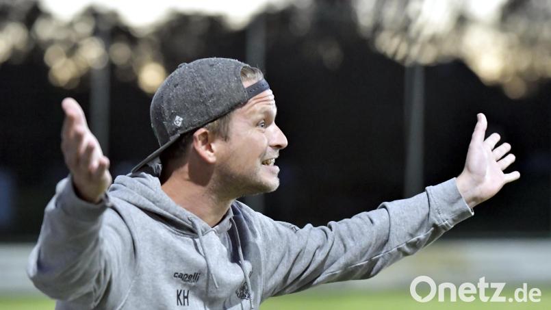 Trainer Kai Hempel nutzte das letzte spielfreie Wochenende, um seinen Akteuren der DJK Gebenbach etwas Abstand vom Tagesgeschäft zu verschaffen. Archivbild: Hubert Ziegler