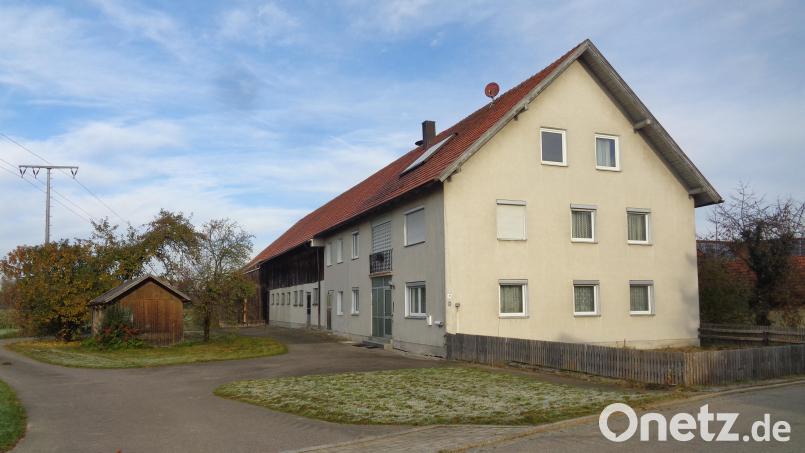 Ein möglicher Standort für das Dorfgemeinschaftshaus ist des ehemalige Höcherl-Anwesen, auch als Jule- Haus bekannt. Bild: amö