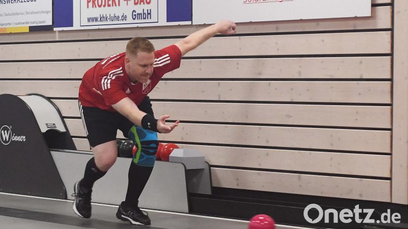 Michael Wehner war einmal mehr mit 639 Kegelpunkten Tagesbester SC-Kegler. Den Sieg im Derby brachten am Ende aber Christoph Kaiser, Jan Hautmann und Matthias Hüttner in trockene Tücher. Bild: otr