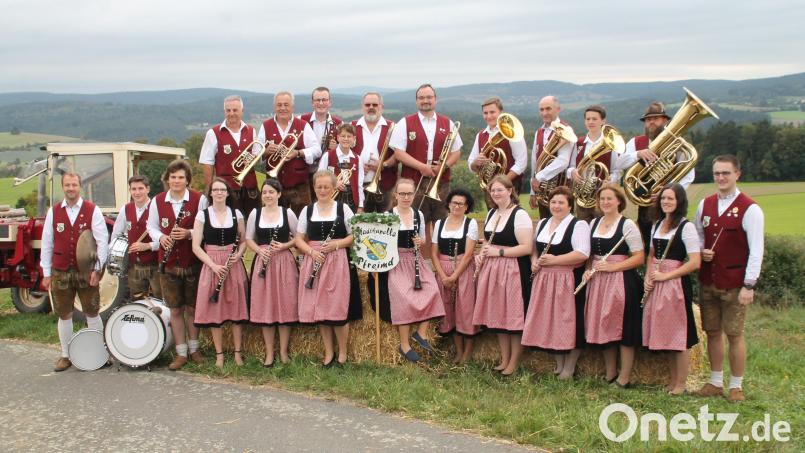 Die Stadtkapelle Pfreimd wird 30 Jahre alt und nimmt dies zum Anlass zum Feiern. Bild: Stadtkapelle Pfreimd/exb