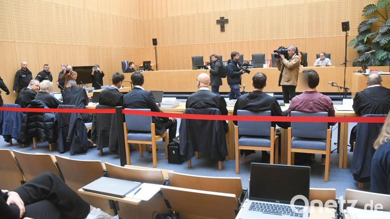 Der Prozess gegen die Wohnbaugenossenschaft Wohnsachwerte WSW hat am Mittwoch begonnen und stößt auf großes öffentliches Interesse. Bild: Gabi Schönberger