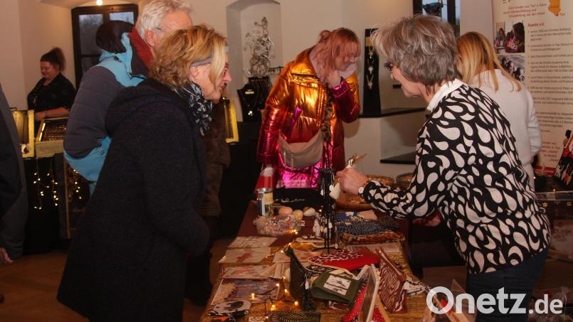 Der Adventsmarkt in Falkenberg findet in der Burg (Bild) und unterhalb des Wahrzeichens der Marktgemeinde statt. Archivbild: wro