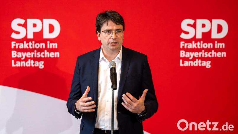: Der wiedergewählte Fraktionsvorsitzende der bayerischen SPD-Landtagsfraktion, Florian von Brunn,. Bild: Peter Kneffel/dpa