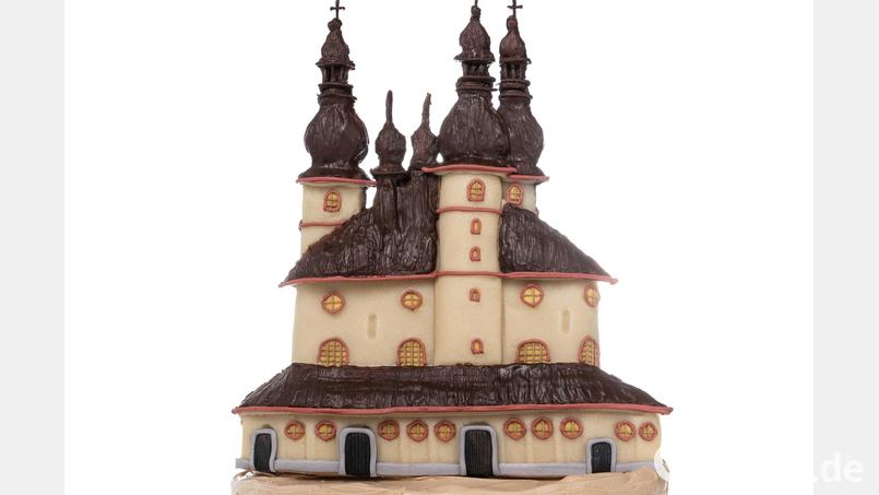 Die Kappl als Torte aus Schokolade und Marzipan auf dem Cover eines Reiseführers hat es in dieser Form wohl auch noch nie gegeben. Bild: selekt verlag