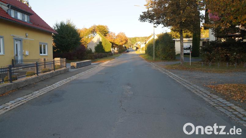 Die Planungskosten für die Sanierung der maroden Böhmerwaldstraße werden auf das nächste Jahr verschoben Bild: wel