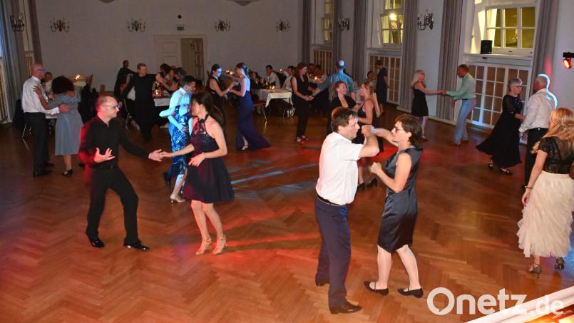 Schwungvoll war der Ball des Fördervereins der DJDS amberg. Bild: M. Luig