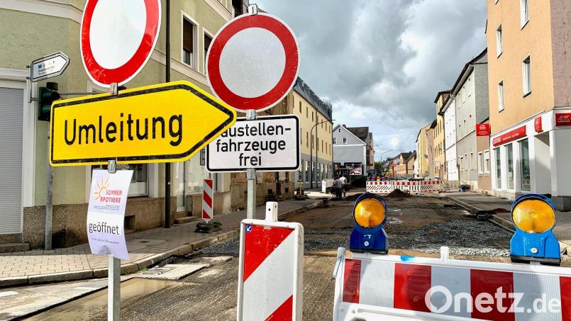 Die Umleitung an der Frauenrichterstraße gehört ab 24. Oktober wieder der Vergangenheit an. Nur im November wird es noch mal eine kurze Sperrung geben. Archivbild: Gabi Schönberger