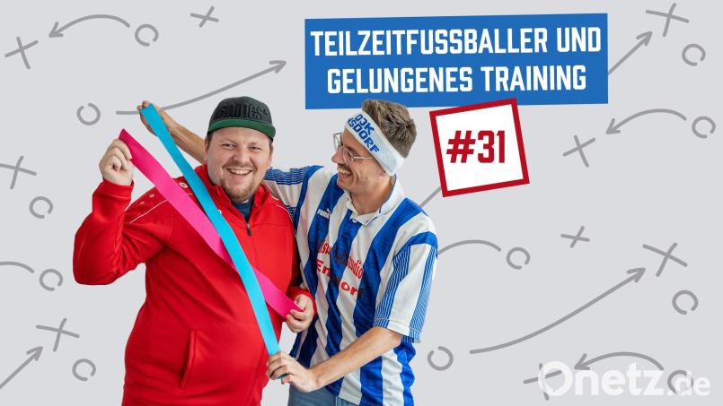 Endlich wieder vereint: Faktenschecki (links) und Tracer sprechen in der neuen Folge über die Teilzeitkicker von Upo und plaudern darüber, wie es wäre, wenn Pep Guardiola ein Kreisklassenteam in der Oberpfalz trainieren würde. Grafik: Gube, Marina