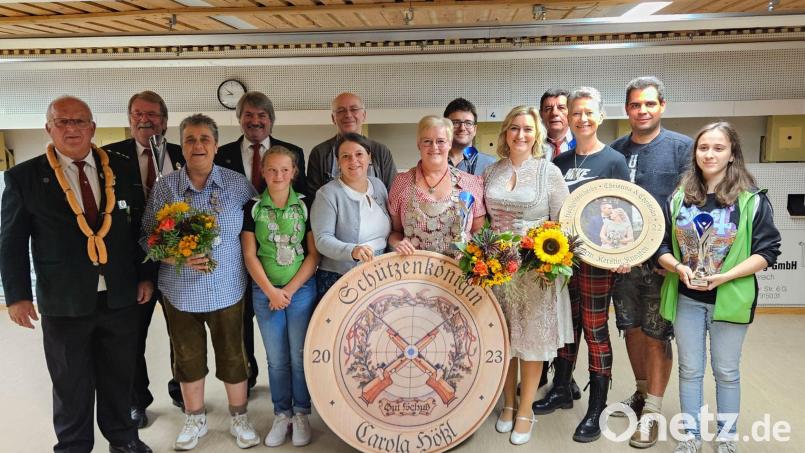 Die Königsproklamation und die Preisverteilung des Kirchweihschießens nahm kürzlich die Schützengesellschaft „Andreas Hofer“ Fuchsmühl vor. Bild: Schützengesellschaft Fuchsmühl/exb