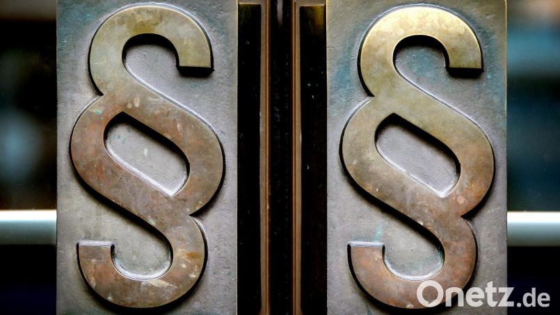 Drei Männer, die am 28. Mai dieses Jahres auf dem Gelände einer Autowerkstatt im Amberger Stadtteil Neumühle Beute im Wert von 13.000 Euro machten, saßen nun vor Gericht. Bild: Oliver Berg/dpa