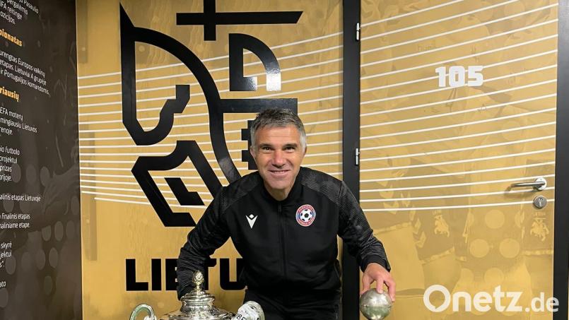 Gino Lettieri, ehemaliger Trainer am Weidener Wasserwerk, hat mit dem FK Panevezys in Litauen eine Rekordsaison hingelegt. Bild: fph/exb