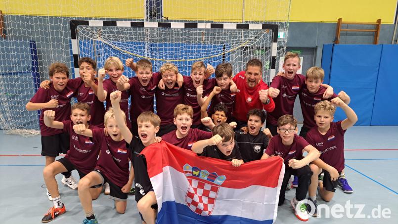Die D-Jugend des HV Oberviechtach kämpft am Samstag in der Münchener Olympiahalle um den Einzug ins Finale der Mini-EM. Bild: Teplitzky/exb