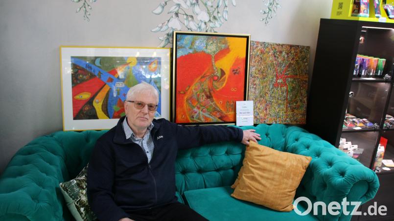 Dieter Markert beschäftigt sich in seinen Bildern mit dem Verhältnis zwischen Menschen und Gott. Bild: sne