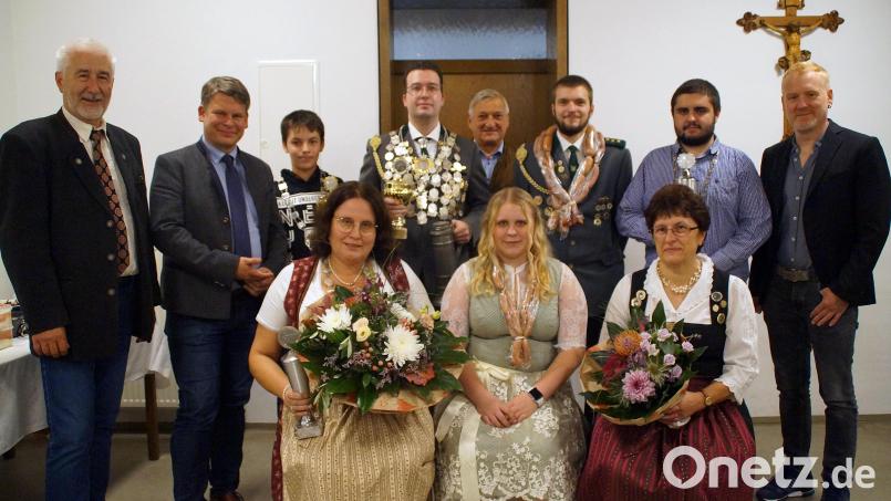 Die Könige und Schützenliesl der Schützengesellschaft &quot;Freiheit&quot; Neunkirchen. Bild: R. Kreuzer
