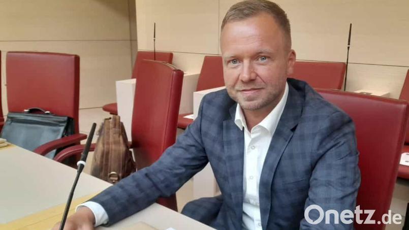 Montag, 30. Oktober: Bernd Heinisch aus Amberg nimmt seine Arbeit im Bayerischen Landtag auf. Der Freie Wähler ist neu im Parlament. Bild: Bernd Heinisch