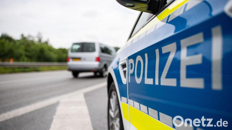Die Bundespolizisten in Waidhaus griffen einen Mann auf, der seit drei Jahren seine Justizschulden nicht beglichen hatte. Symbolbild: Guido Kirchner/dpa