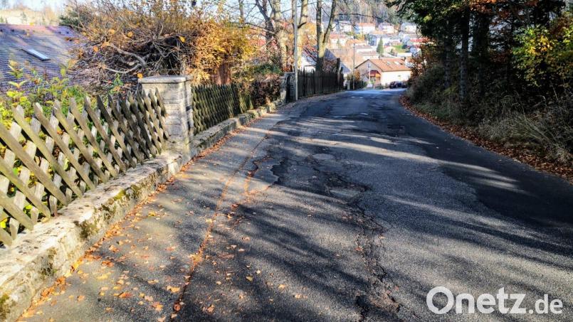 Die Sanierung des Plattenbergs soll im Frühjahr beginnen; es ist die größte Maßnahme im Rahmen des Städtebauförderprogramms in den kommenden Jahren. Bild: Gemeinde Flossenbürg/exb
