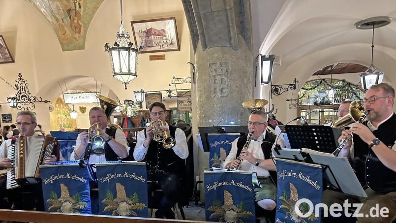 Schon zum wiederholten Mal spielten die Birgländer Musikanten im Hofbräuhaus in München zünftig auf. Bild: Andreas Royer