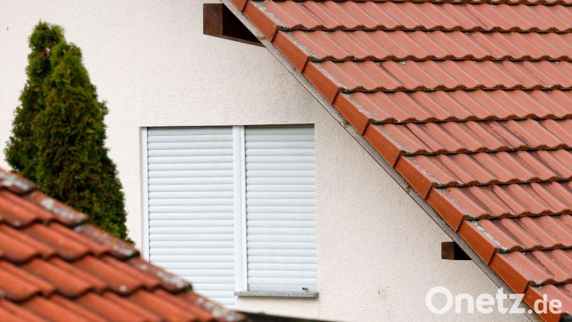 Das Haus im baden-württembergischen Walldürn, wo der 38-Jährige mehrere Frauen festgehalten und vergewaltigt haben soll. Archivbild: Heiko Becker/dpa