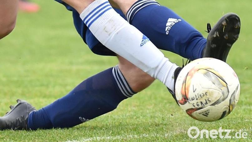 Rechtsaußen? Braucht eine Mannschaft höchstens im Sturm, aber sicher nicht als Trainer Symbolbild: af