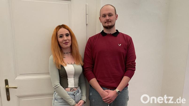 Der neue Bezirksschülersprecher Maximilian Badault, Medbo Pflegeschule Regensburg und die 2. Bezirksschülersprecherin Jessica Abel, BSZ Weiden Bild: Regierung der Oberpfalz/Fronek
