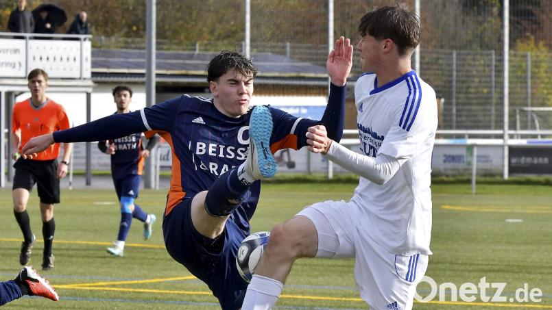 Florian Ottmann (rechts/Szene aus dem Spiel gegen Fürth) war beim 3:3 gegen den TSV Aubstadt zweifacher Torschütze. Archivbild: Hubert Ziegler