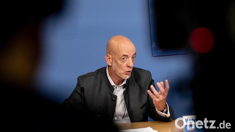 Martin Böhm, der als Anhänger des Thüringer AfD-Rechtsaußen Björn Höcke gilt, ist bei der Wahl zum Europaausschuss des Bayerischen Landtags gescheitert. Bild: Fabian Sommer/dpa