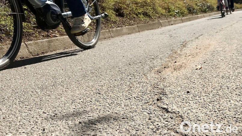 Der Bockl gilt als besonders familienfreundlicher Radweg, zumindest dort, wo er asphaltiert ist. Im Landkreis-Osten gibt es allerdings öfter Kritik am Belag der Strecke. Bild: Gabi Schönberger