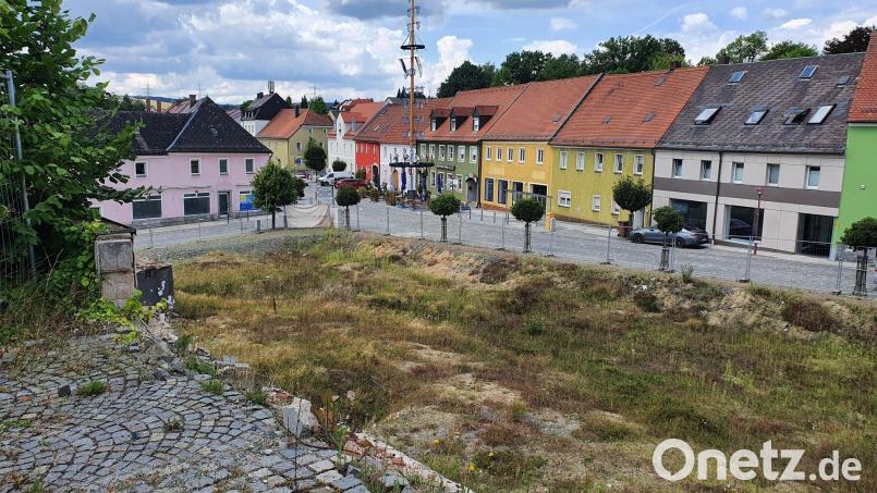 Wie geht es mit dem Oberpfälzer Hof in Windischeschenbach weiter? Bauherr Ralf Schneeberger nahm in der Bürgerversammlung Stellung. Archivbild: Lowak