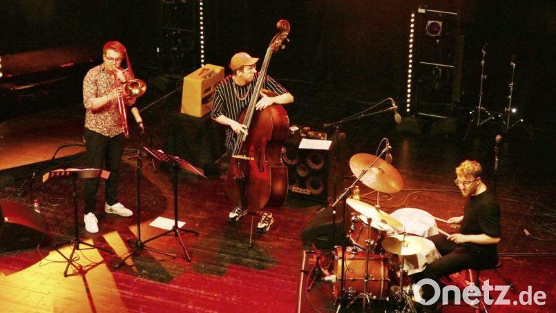 Das Trio &quot;Renner&quot;, der Gewinner des Förderpreises des Bayerischen Jazzverbands, gibt im Stadttheater ein Konzert. Bild: Thomas Flaig/exb