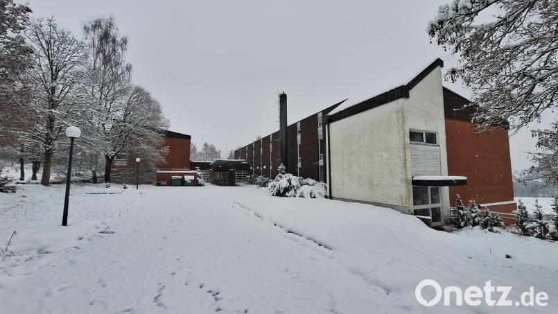 Das BRK-Haus In Pleystein muss vor einer möglichen Aufnahme von Flüchtlingen noch saniert werden, vor allem mit Blick auf den Brandschutz Bild: bey